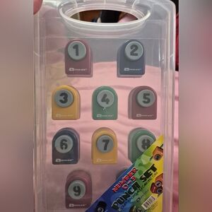 AMO Number Punch Set - Multicolor